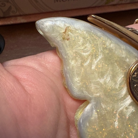 Betsey Johnson Butterfly Necklace - Picture 9 of 12